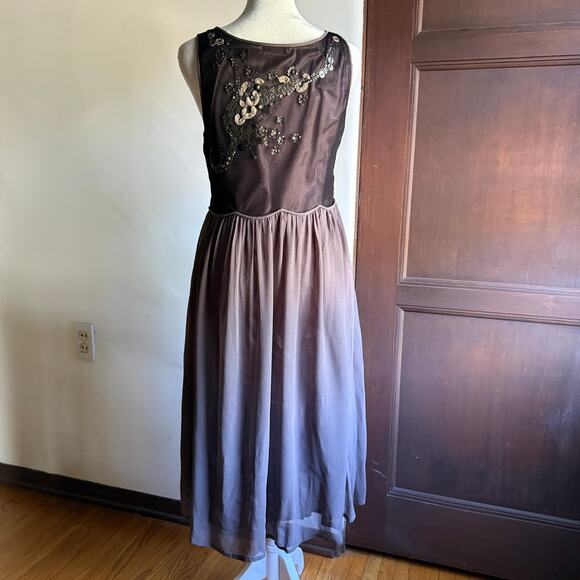 NOUGAT LONDON Gray Silk Embellished Scalloped Waist Cocktail Dress Medium - Picture 4 of 9